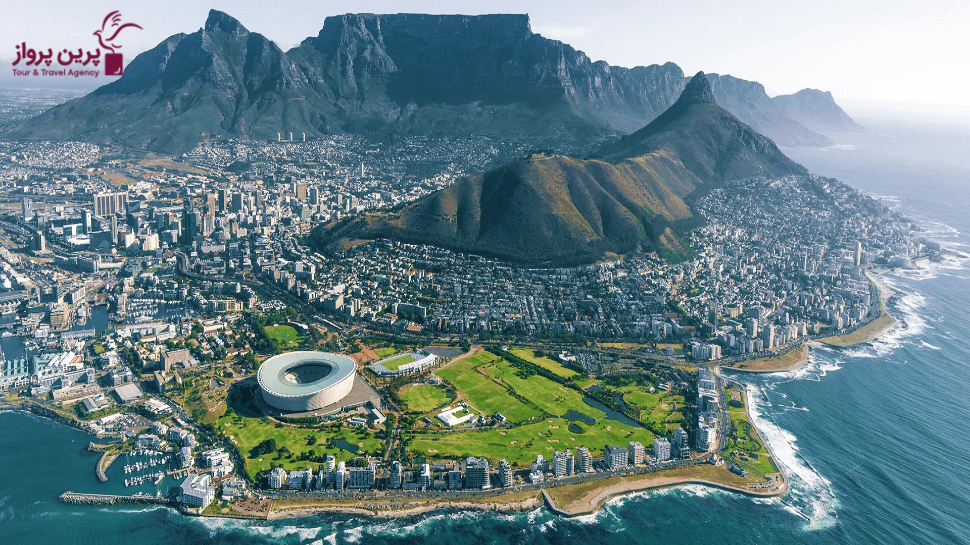 شهر کیپ تاون و کوه تیبل (Table Mountain) و اقیانوس اطلس در آفریقای جنوبی